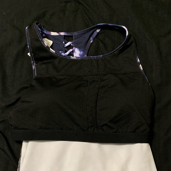 Bra inside - Picture 2 of 6